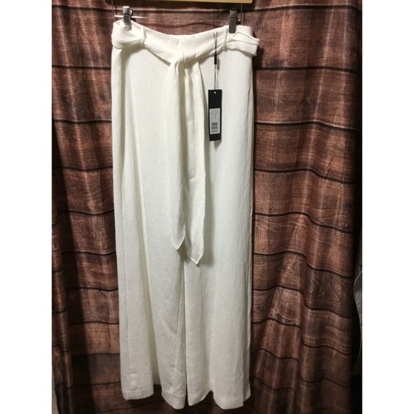Halston Crinkle Crepe Pants Size 4 NWT